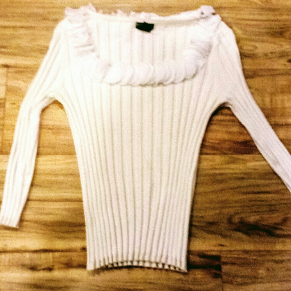 PULLOVER SWEATER